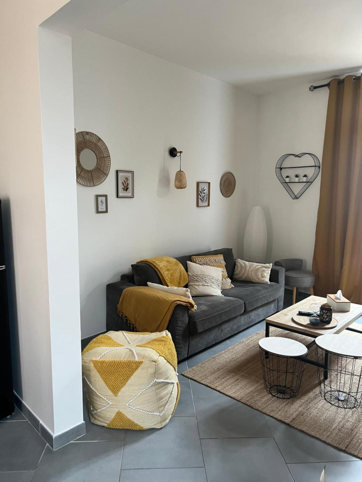 La Jolie Petite Maison Saint-André-les-Vergers Екстериор снимка